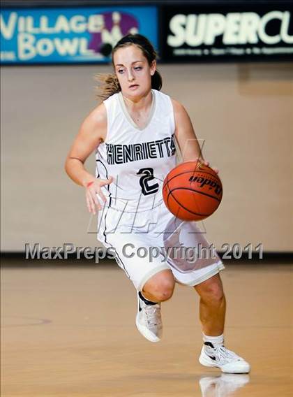 Thumbnail 2 in Pottsboro vs. Henrietta (Fantasy of Lights) photogallery.
