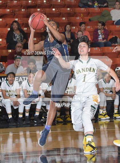 Thumbnail 3 in Vanden vs. Elk Grove (CIF SJS D2 Semifinal) photogallery.