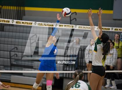 Thumbnail 3 in Hillsboro @ Putnam photogallery.