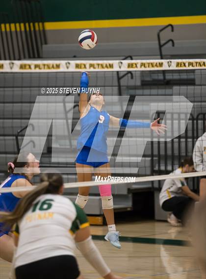 Thumbnail 3 in Hillsboro @ Putnam photogallery.