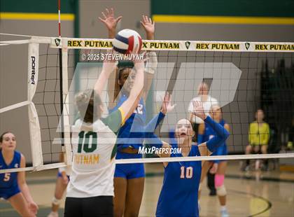 Thumbnail 3 in Hillsboro @ Putnam photogallery.