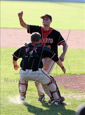 Thumbnail 3 in Hilton vs Webster-Schroeder (Section 5 Class AA Final) photogallery.