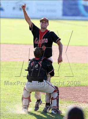 Thumbnail 1 in Hilton vs Webster-Schroeder (Section 5 Class AA Final) photogallery.