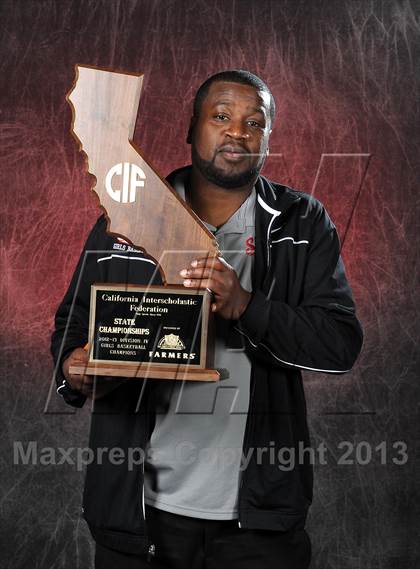 Thumbnail 2 in Serra (CIF State D4 Award Photos) photogallery.