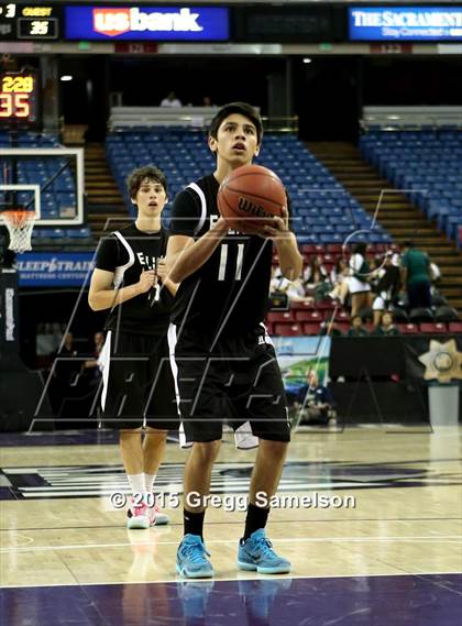 Thumbnail 2 in Elliot Christian vs Brookside Christian (CIF SJS D5 Final) photogallery.