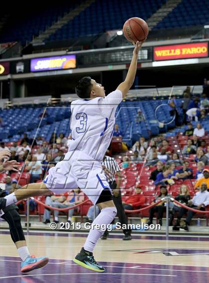Thumbnail 2 in Elliot Christian vs Brookside Christian (CIF SJS D5 Final) photogallery.