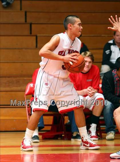 Thumbnail 1 in Mayfair @ Redondo Union (Pacific Shores Tournament) photogallery.
