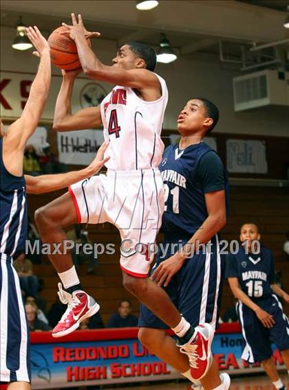 Thumbnail 3 in Mayfair @ Redondo Union (Pacific Shores Tournament) photogallery.