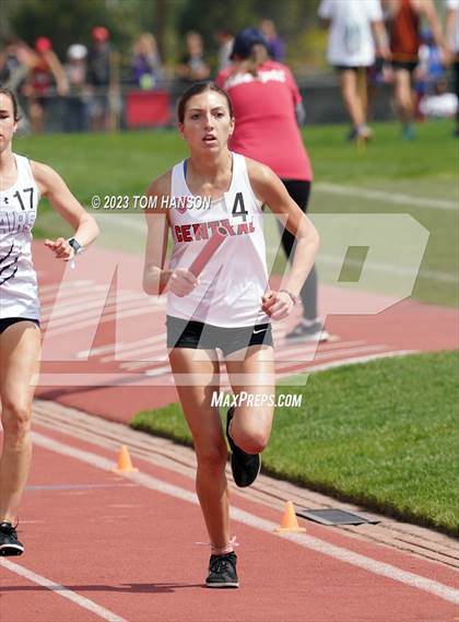 Thumbnail 2 in CHSAA 4A Finals (4 x 800 Meter Relay) photogallery.