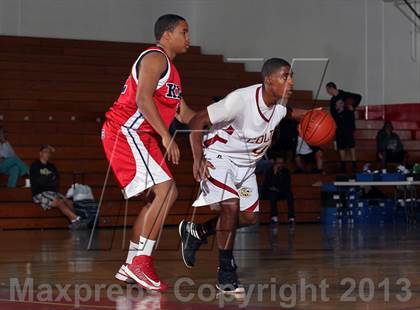 Thumbnail 1 in King vs Colton (MaxPreps Holiday Classic) photogallery.