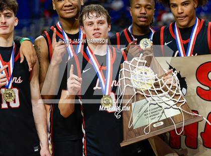 Thumbnail 1 in Paradise vs. Kountze  (UIL Basketball 3A D2 Final) photogallery.