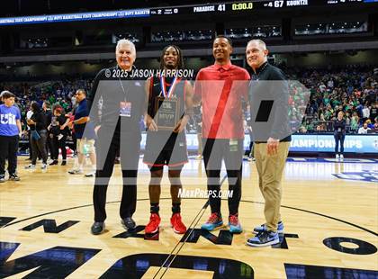 Thumbnail 1 in Paradise vs. Kountze  (UIL Basketball 3A D2 Final) photogallery.