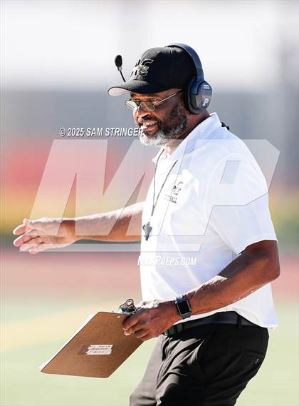 Thumbnail 1 in Redwood @ American Canyon photogallery.