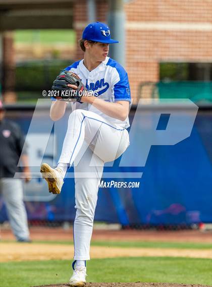 Thumbnail 1 in Marcus @ Hebron photogallery.