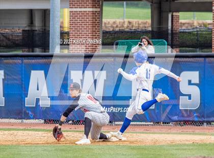 Thumbnail 1 in Marcus @ Hebron photogallery.