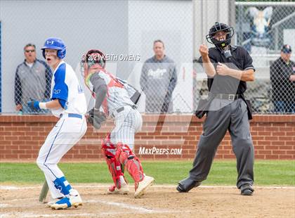 Thumbnail 1 in Marcus @ Hebron photogallery.