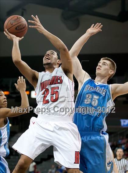 Thumbnail 3 in Holmes vs. Boone County (Regional Playoff) photogallery.