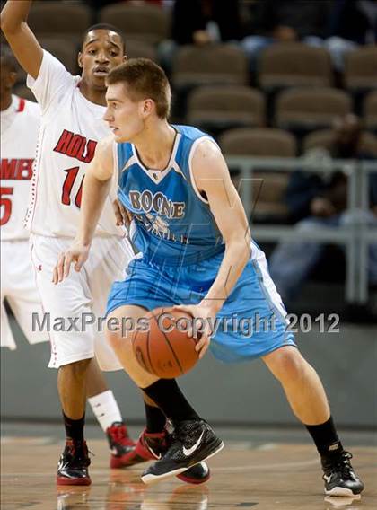 Thumbnail 3 in Holmes vs. Boone County (Regional Playoff) photogallery.