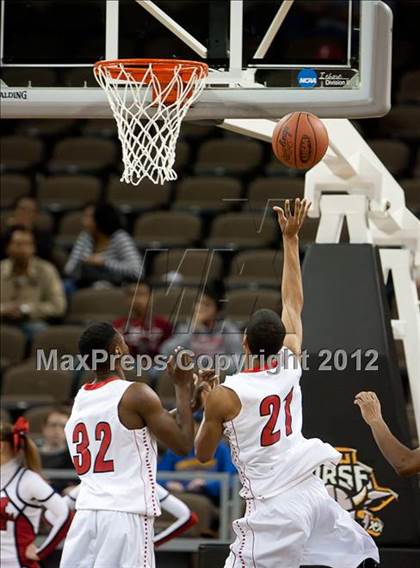 Thumbnail 3 in Holmes vs. Boone County (Regional Playoff) photogallery.