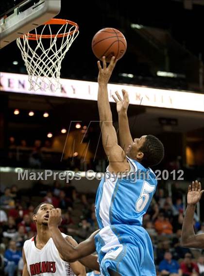 Thumbnail 3 in Holmes vs. Boone County (Regional Playoff) photogallery.