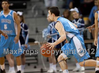 Thumbnail 2 in Holmes vs. Boone County (Regional Playoff) photogallery.
