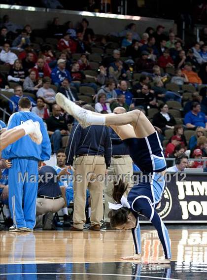 Thumbnail 2 in Holmes vs. Boone County (Regional Playoff) photogallery.