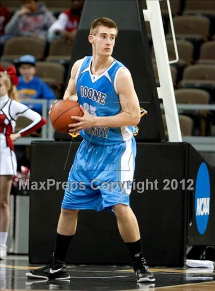 Thumbnail 2 in Holmes vs. Boone County (Regional Playoff) photogallery.