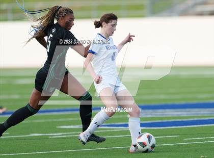 Thumbnail 1 in Southlake Carroll vs. Weatherford (UIL Bi-District Playoff) photogallery.