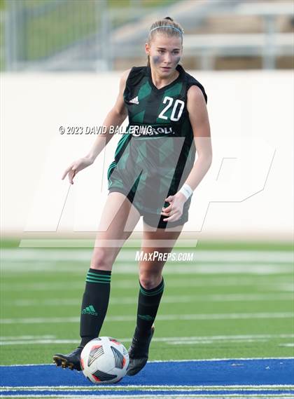 Thumbnail 3 in Southlake Carroll vs. Weatherford (UIL Bi-District Playoff) photogallery.
