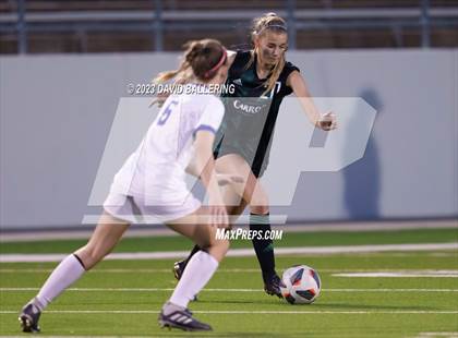 Thumbnail 1 in Southlake Carroll vs. Weatherford (UIL Bi-District Playoff) photogallery.
