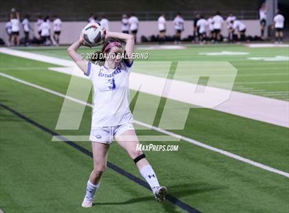 Thumbnail 3 in Southlake Carroll vs. Weatherford (UIL Bi-District Playoff) photogallery.