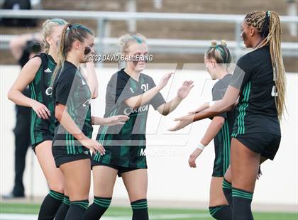 Thumbnail 3 in Southlake Carroll vs. Weatherford (UIL Bi-District Playoff) photogallery.