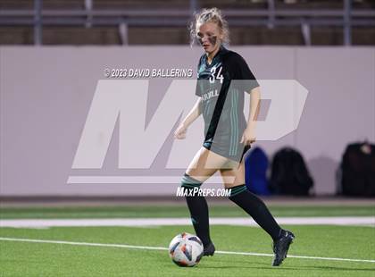 Thumbnail 1 in Southlake Carroll vs. Weatherford (UIL Bi-District Playoff) photogallery.