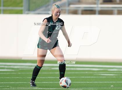 Thumbnail 3 in Southlake Carroll vs. Weatherford (UIL Bi-District Playoff) photogallery.