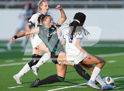 Thumbnail 2 in Southlake Carroll vs. Weatherford (UIL Bi-District Playoff) photogallery.