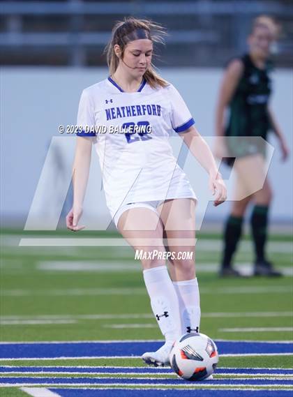 Thumbnail 3 in Southlake Carroll vs. Weatherford (UIL Bi-District Playoff) photogallery.