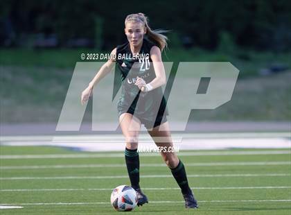 Thumbnail 2 in Southlake Carroll vs. Weatherford (UIL Bi-District Playoff) photogallery.