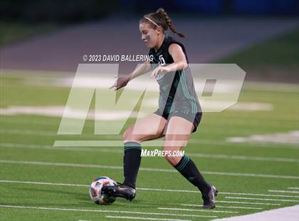 Thumbnail 3 in Southlake Carroll vs. Weatherford (UIL Bi-District Playoff) photogallery.