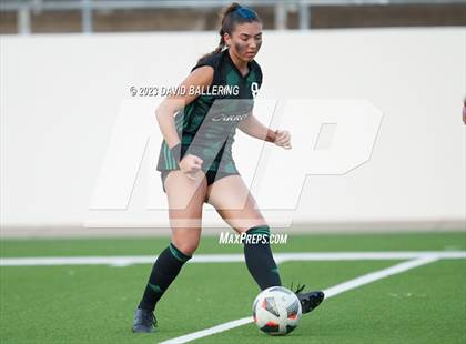 Thumbnail 3 in Southlake Carroll vs. Weatherford (UIL Bi-District Playoff) photogallery.