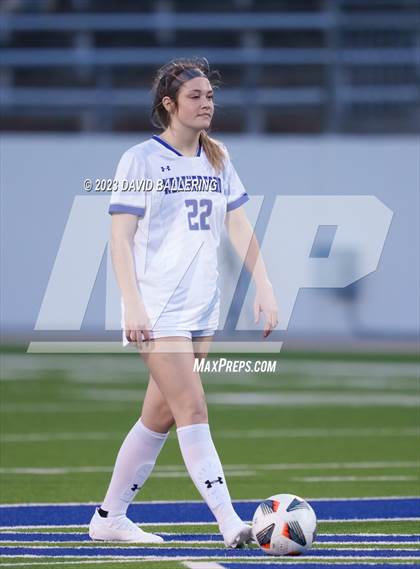 Thumbnail 2 in Southlake Carroll vs. Weatherford (UIL Bi-District Playoff) photogallery.