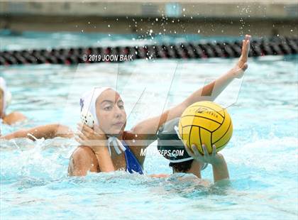 Thumbnail 2 in St. Ignatius vs Homestead (St. Francis Autumn Invitational) photogallery.