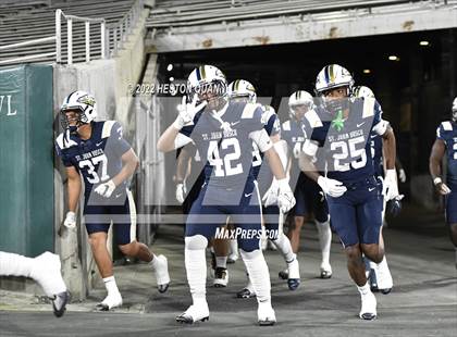 Thumbnail 1 in St. John Bosco vs. Mater Dei (Pre-Game) photogallery.