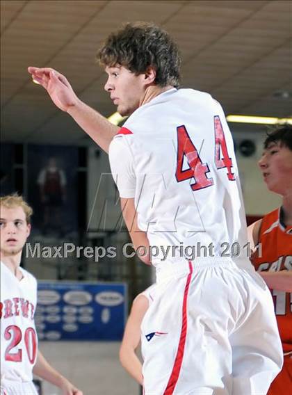 Thumbnail 2 in Grissom @ Brewer photogallery.