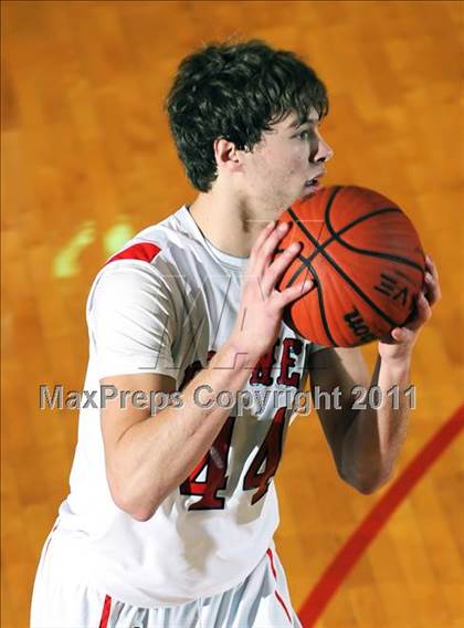 Thumbnail 3 in Grissom @ Brewer photogallery.