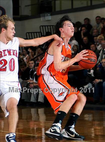 Thumbnail 3 in Grissom @ Brewer photogallery.