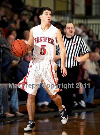 Thumbnail 2 in Grissom @ Brewer photogallery.