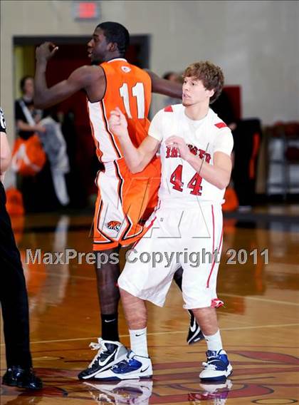 Thumbnail 1 in Grissom @ Brewer photogallery.