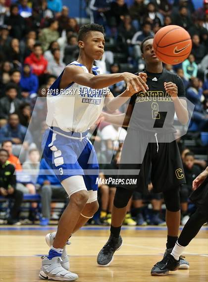 Thumbnail 1 in Hazelwood Central @ Vashon photogallery.