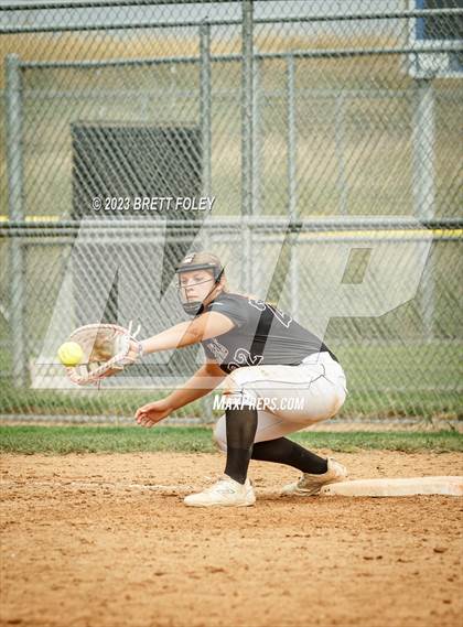 Thumbnail 1 in Pius X vs Skutt Catholic (LSE Softball Invite) photogallery.