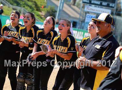 Thumbnail 3 in El Capitan vs. Santana (CIF SDS D3 Final) photogallery.